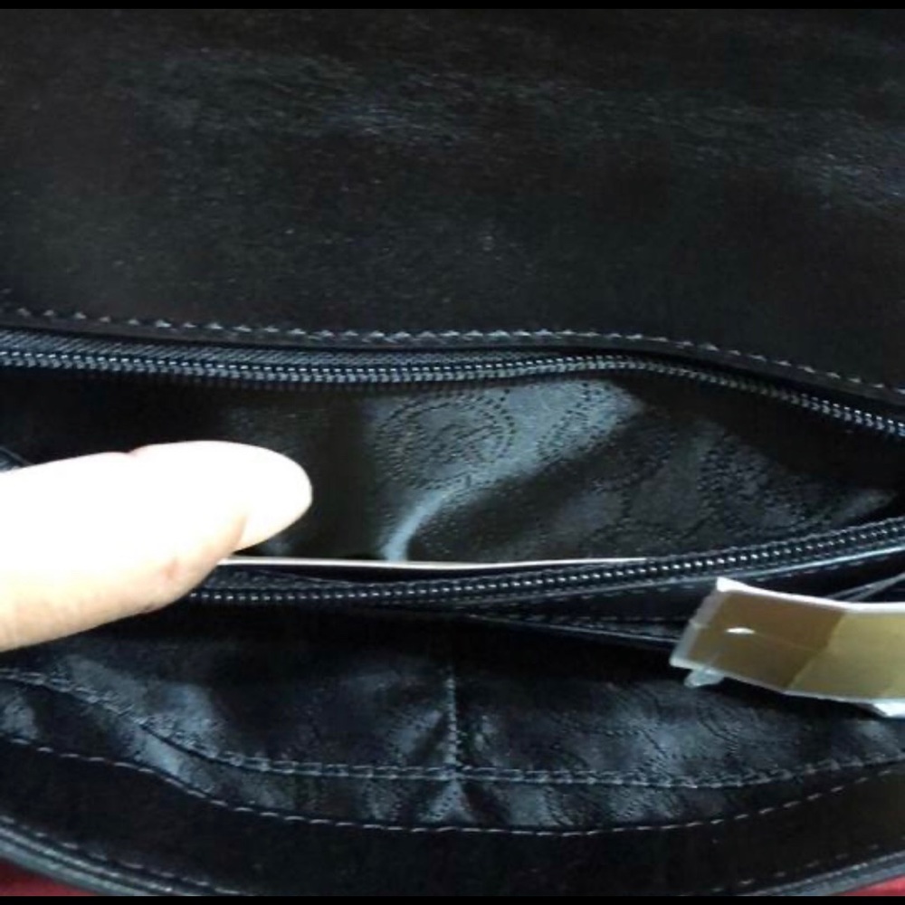 MICHAELS KORS NATALIA TILE GENUINE LEATHER CLUTCH - Picture 8 of 12